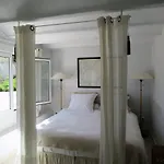 Casa Blanca 3*