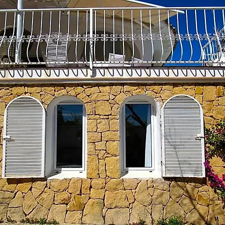 Casa Blanca 3*