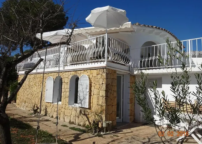 Casa Blanca 3*